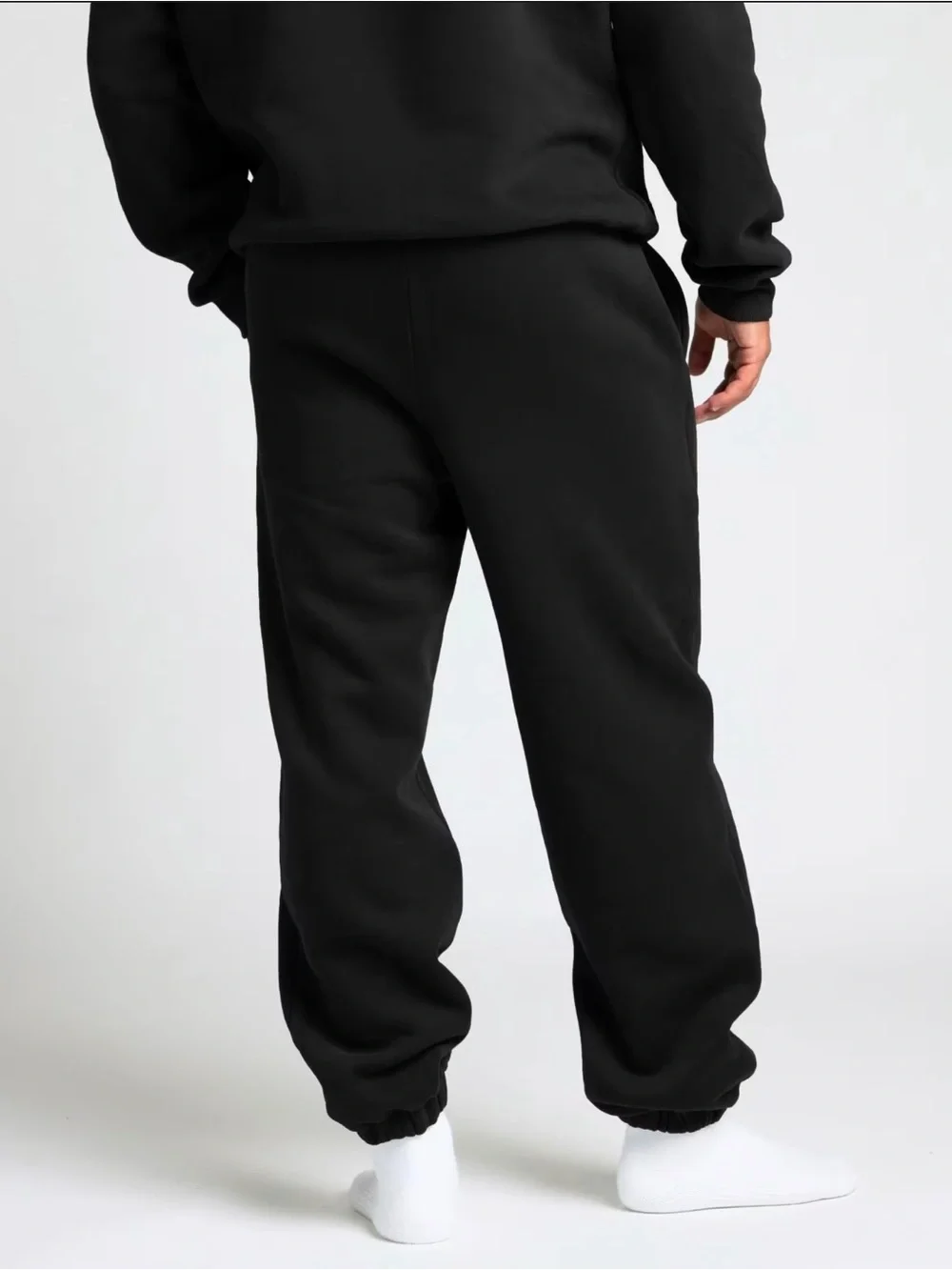 Comfrt Signature Sweatpants in Onyx